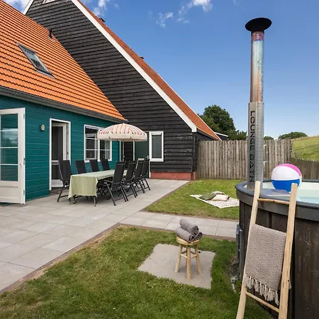 Willa Luxury House For 15 With Hot-tub Andijk